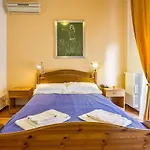 Mamma Sisi Bed & Breakfast 2*