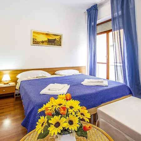 Mamma Sisi Alojamento de Acomodação e Pequeno-almoço 2*